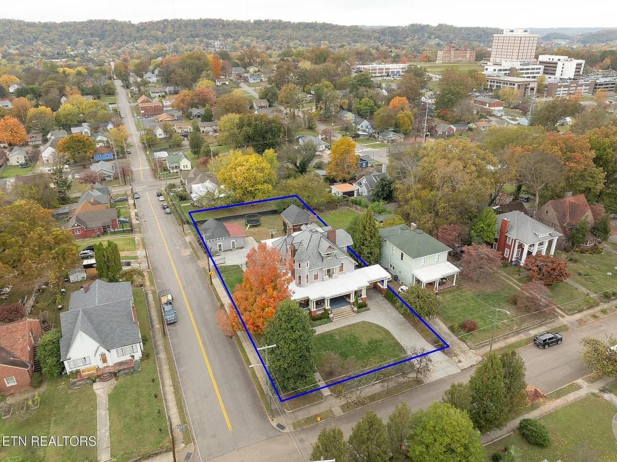 1899 Victorian For Sale In Knoxville Tennessee