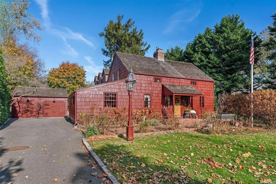 1770 Colonial For Sale In Greenlawn New York