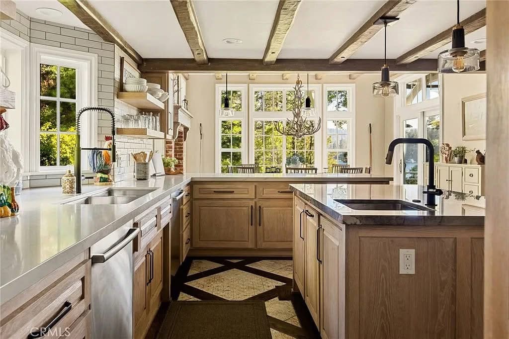 1937 Historic House For Sale In Lake Arrowhead California