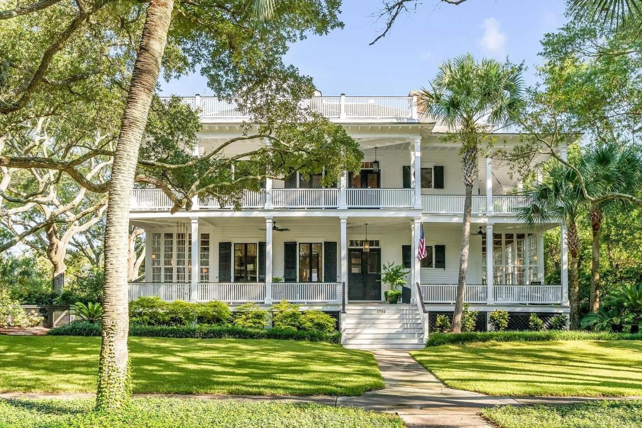 1900 Greek Revival For Sale In Sullivans Island South Carolina