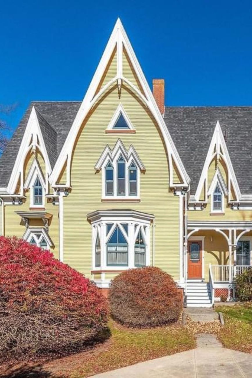 1877 Gothic Revival For Sale In Yarmouth Nova Scotia