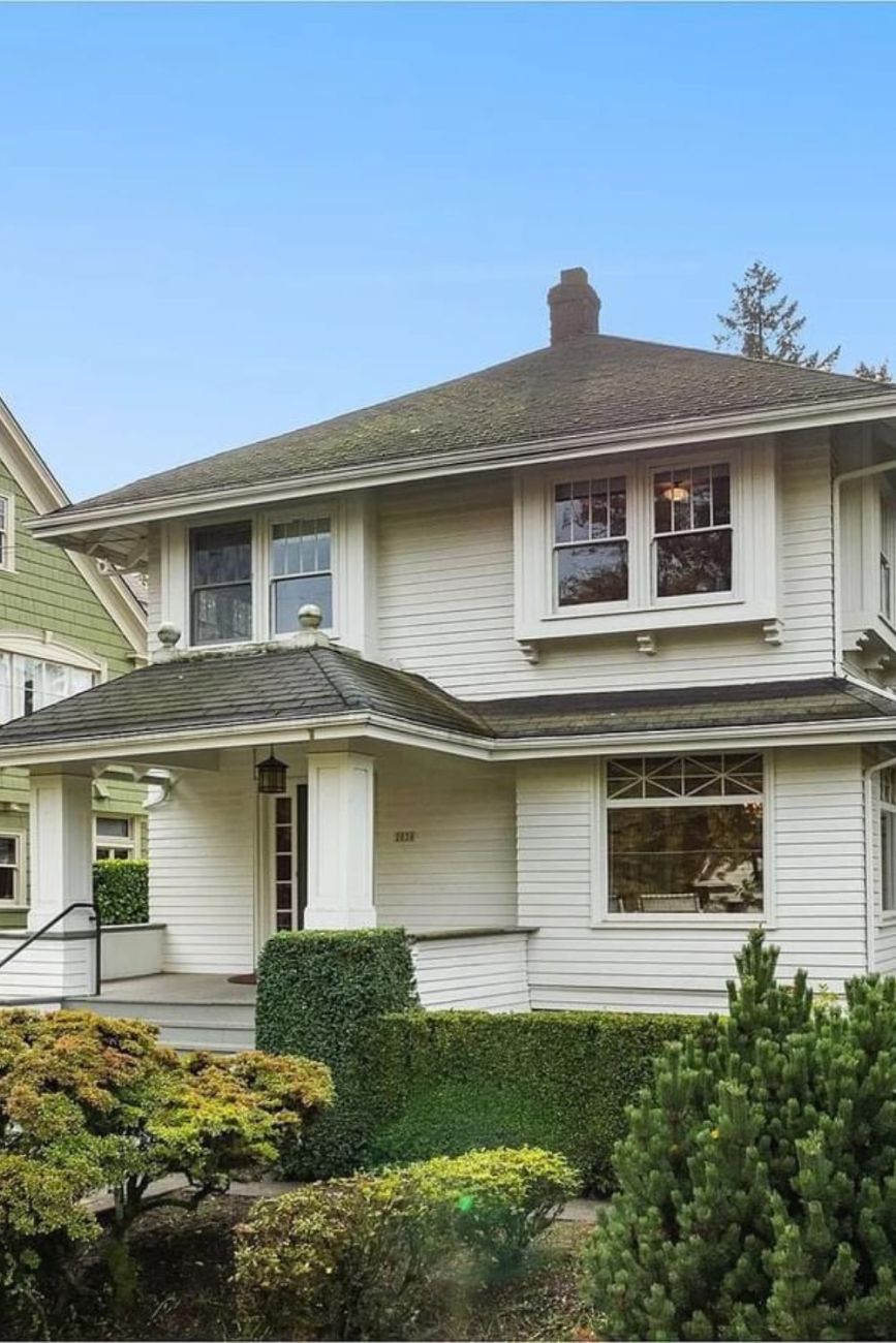 1908 Foursquare For Sale In Portland Oregon