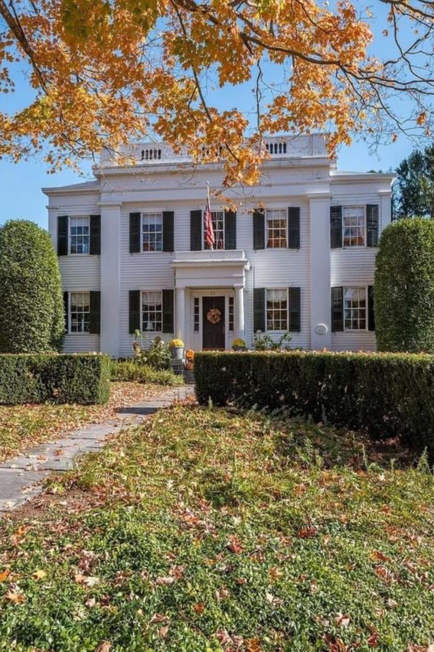 1830 Chadwick House For Sale In Old Lyme Connecticut