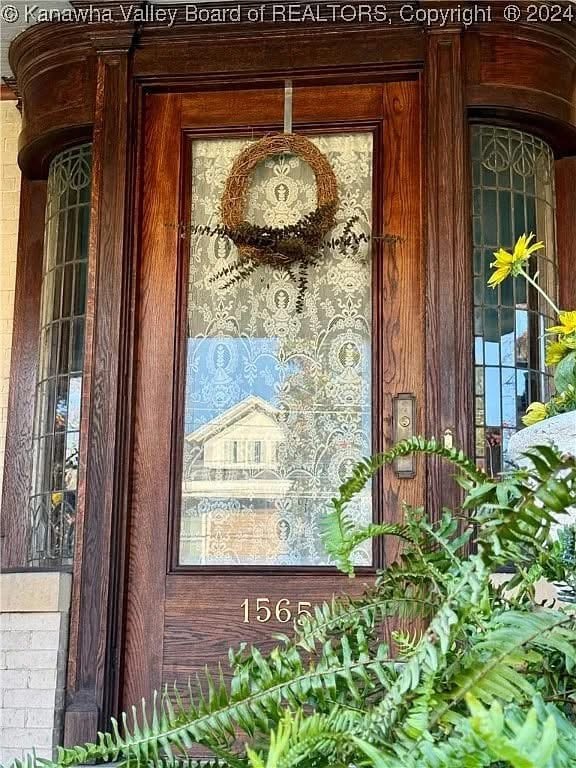 1920 Foursquare For Sale In Charleston West Virginia