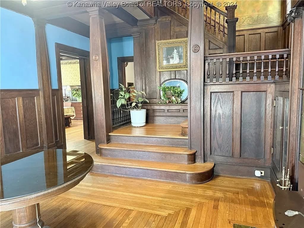 1920 Foursquare For Sale In Charleston West Virginia