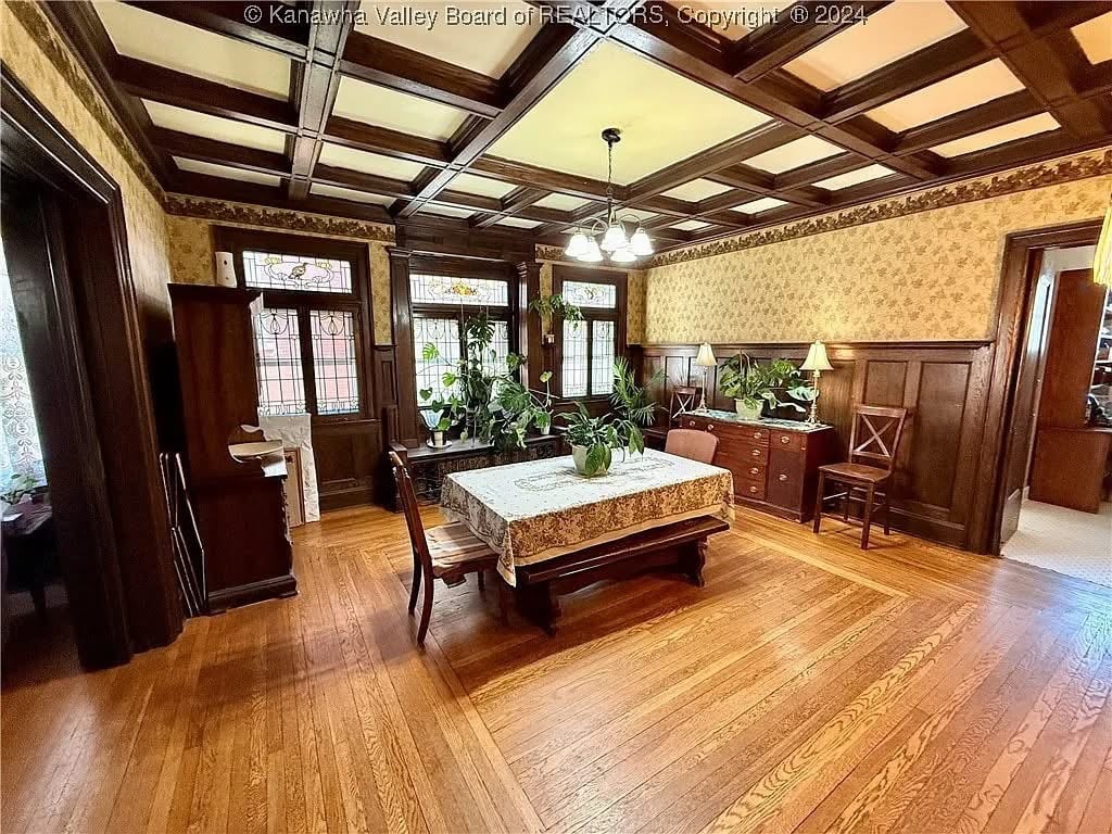 1920 Foursquare For Sale In Charleston West Virginia