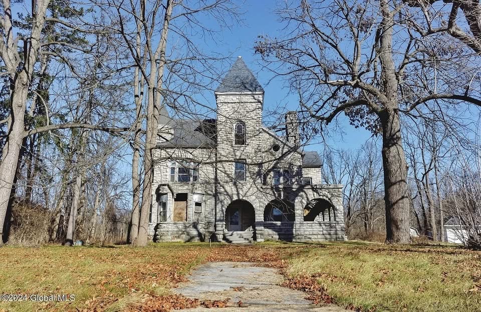 1880 Fixer Upper For Sale In Palatine Bridge New York