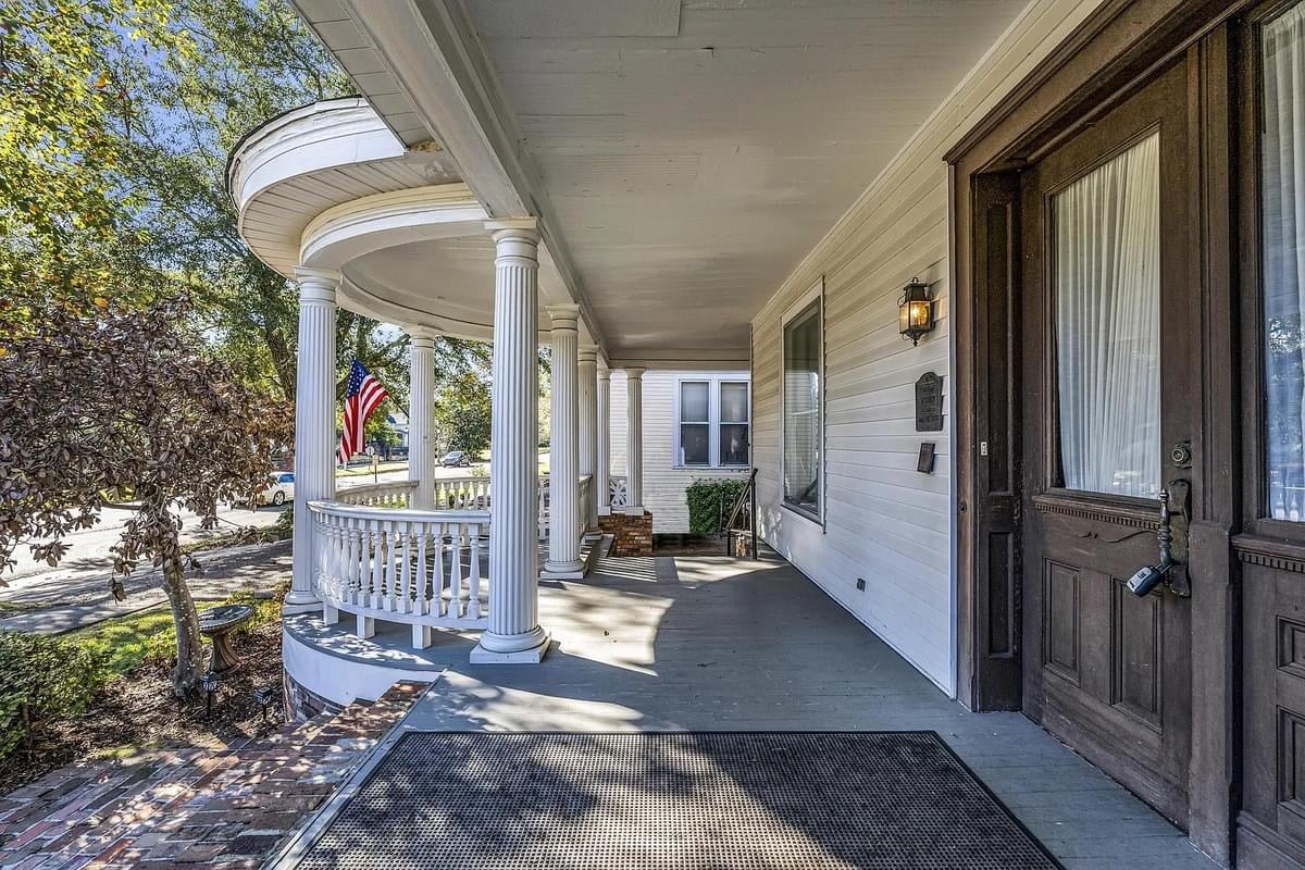 1929 Historic House For Sale In Columbus Mississippi