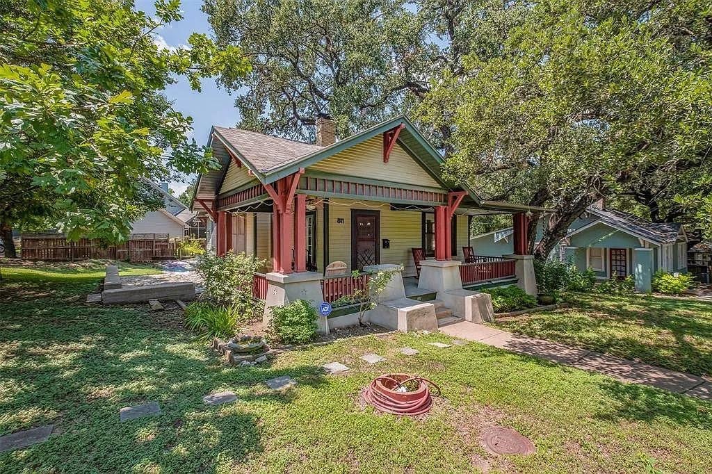 1913 Bungalow For Sale In Austin Texas