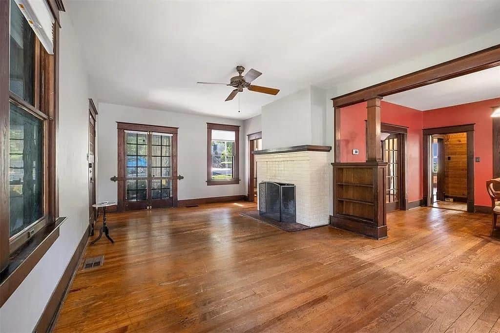 1913 Bungalow For Sale In Austin Texas