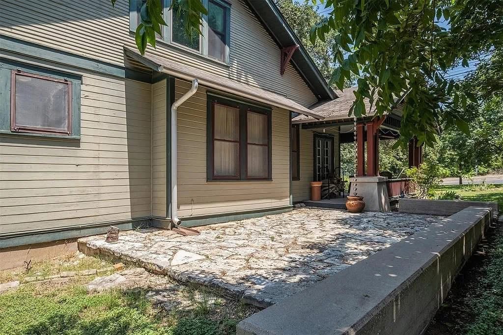 1913 Bungalow For Sale In Austin Texas