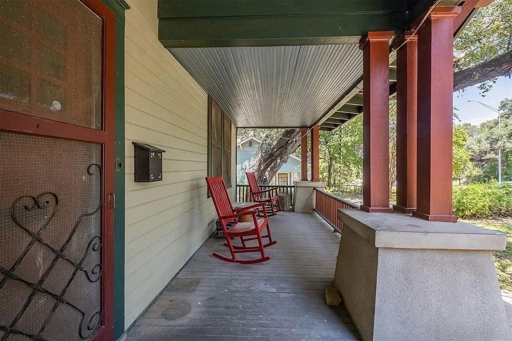 1913 Bungalow For Sale In Austin Texas