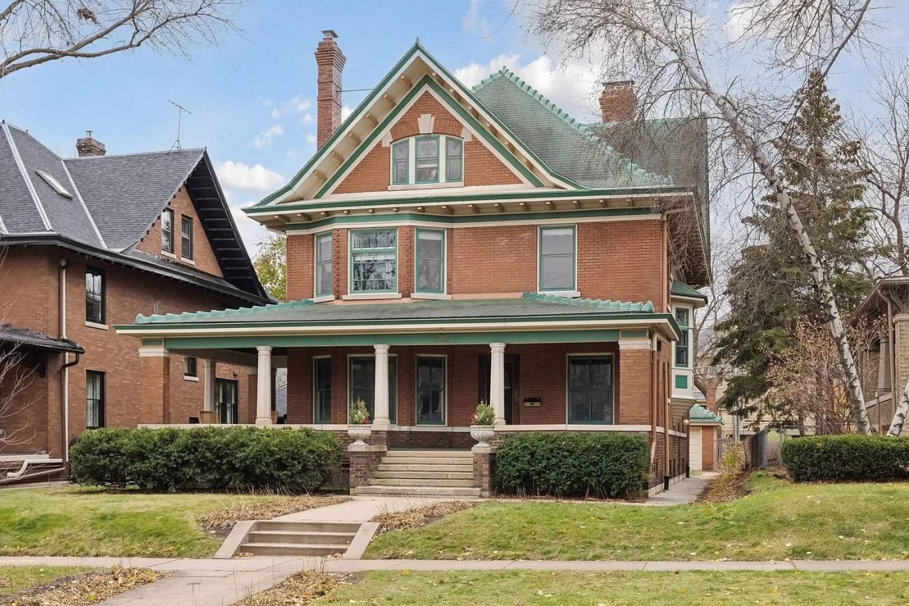 1909 Historic House For Sale In Saint Paul Minnesota