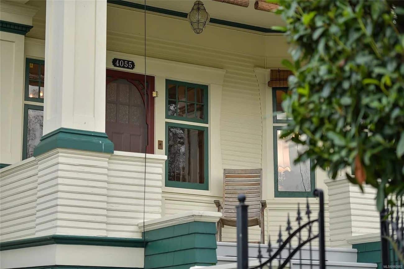 1916 Bungalow For Sale In British Columbia