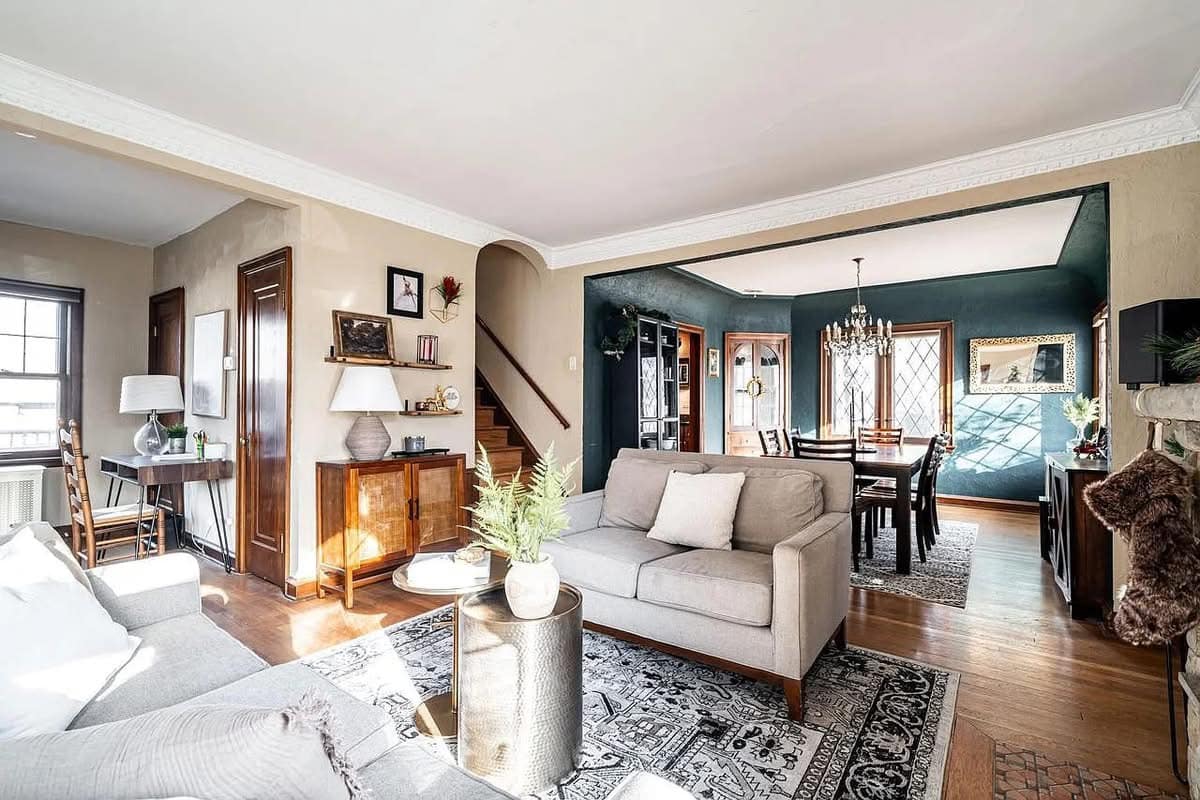 1933 Tudor Revival For Sale In Milwaukee Wisconsin