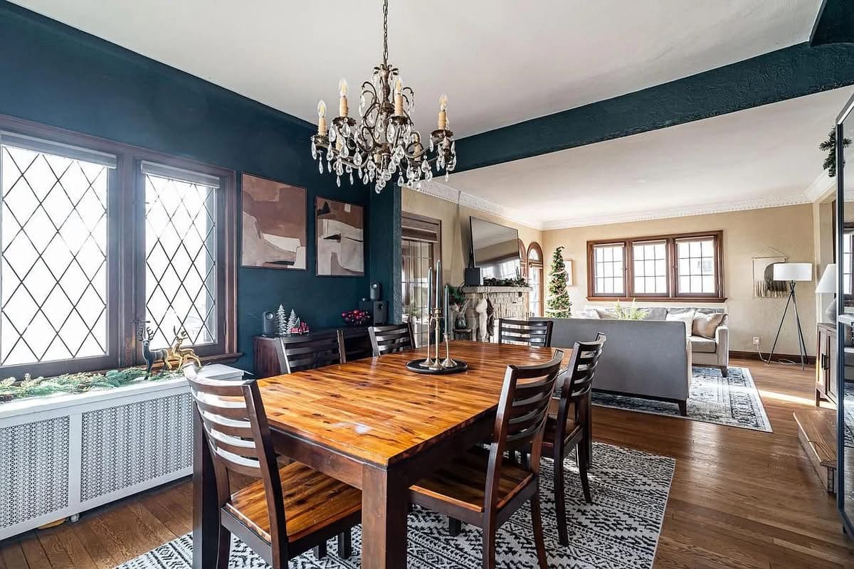 1933 Tudor Revival For Sale In Milwaukee Wisconsin