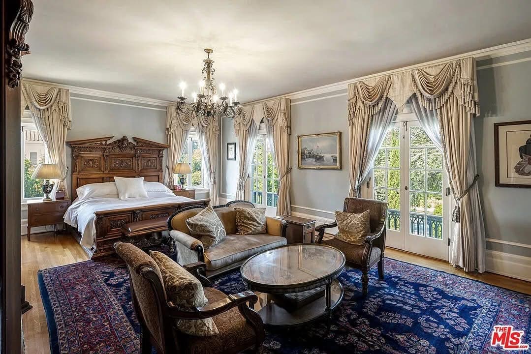 1913 Mansion For Sale In Los Angeles California