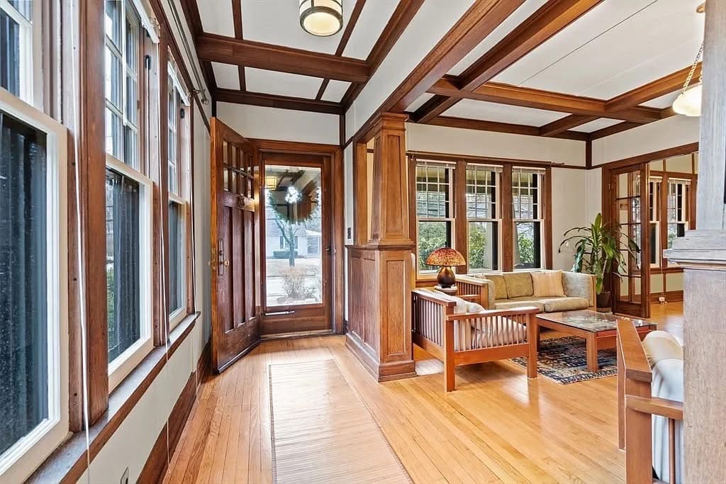 1920 Craftsman For Sale In Maynard Massachusetts