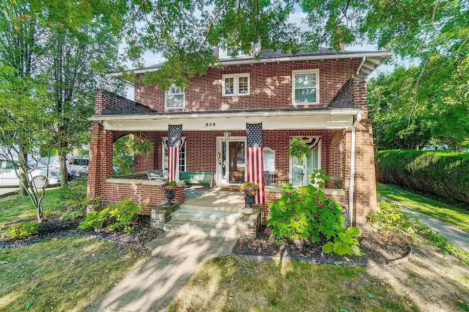 1925 Foursquare For Sale In Newark Ohio