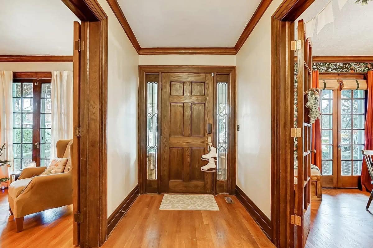 1925 Foursquare For Sale In Newark Ohio