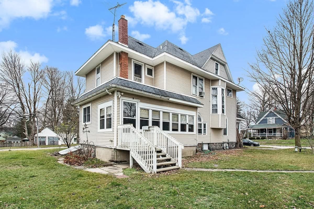 1904 Victorian For Sale In Cassopolis Michigan