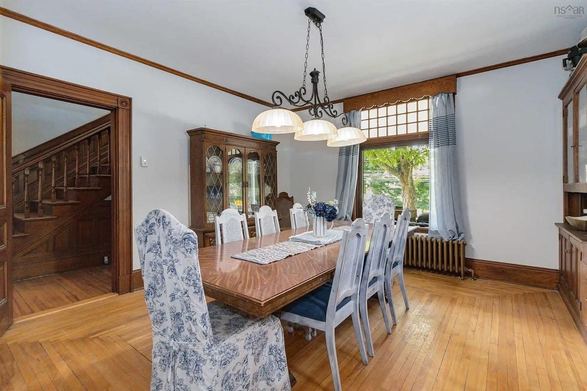 1905 Foursquare For Sale In Nova Scotia Canada