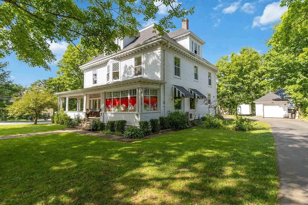 1905 Foursquare For Sale In Nova Scotia Canada