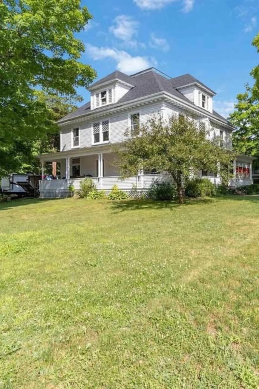 1905 Foursquare For Sale In Nova Scotia Canada